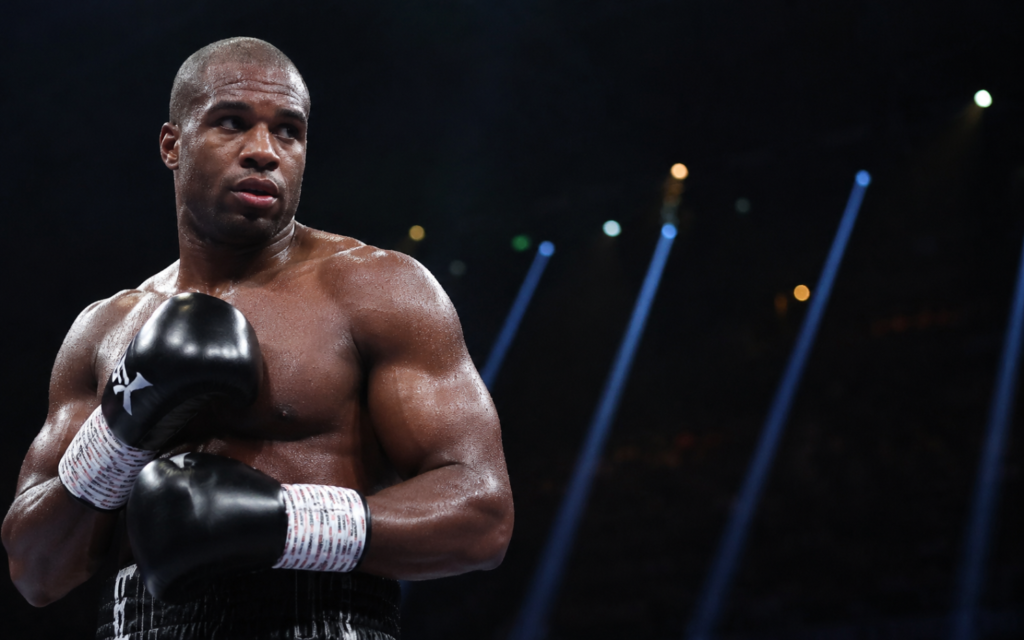 Dubois Battles Back From Early Knockdowns to Stop Wardley in Heavyweight Thriller