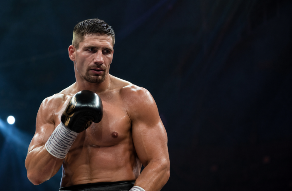 Usyk Rival Verhoeven Demands Rematch After Controversial Defeat