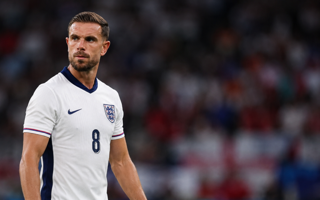 Henderson Could Still Feature for England After Surgery on Broken Arm