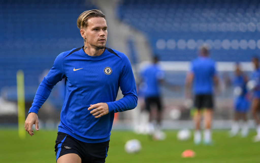 Chelsea Hand Mudryk First Chance After 20-Month Absence